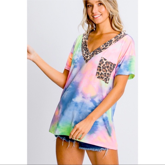 New! Tie Dye And Animal Print Contrast Top - Picture 4 of 8